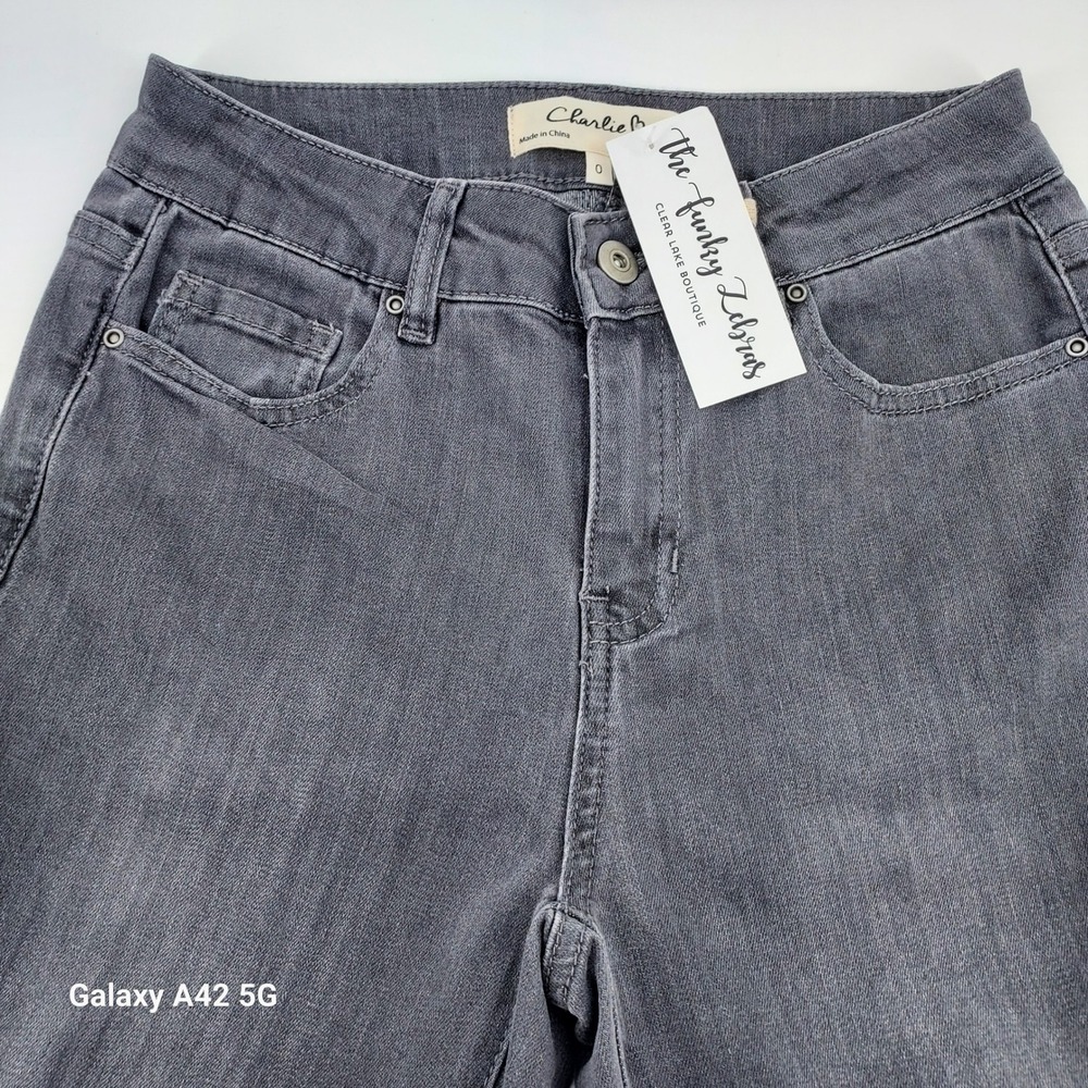 Charlie B Greta Bootcut Jeans Medium Grey Wash Frayed Hem Size 0 NWT‎ RETAIL $89